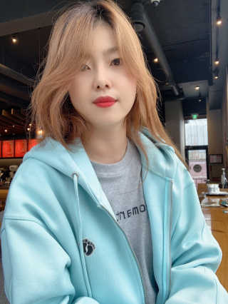 브랜디드라이프스타일코리아 행텐 헤리티지 후드집업 — 5점을 준 리뷰어가 2020년 11월 올린 사용 사진