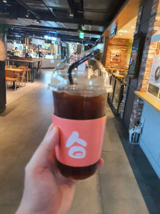 삼송빵집현대아울렛동대문점 [삼송빵집 현대아울렛동대문점] 삼송빵집특별세트 — 5점을 준 리뷰어가 2020년 6월 올린 사용 사진