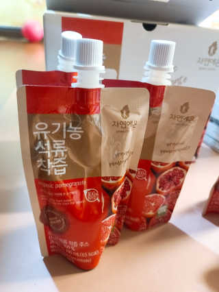 자연에온 유기농 석류 착즙 100mL 10개입 2BOX — 5점을 준 리뷰어가 2020년 11월 올린 사용 사진