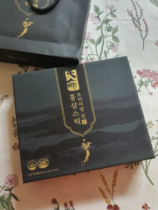 헬스업_천명진프리미엄홍삼스틱_10ml x 30포 — 5점을 준 리뷰어가 2020년 9월 올린 사용 사진