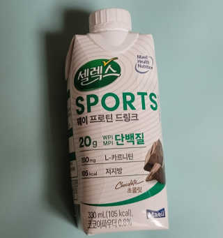 셀렉스스포츠 셀렉스 스포츠 드링크 초콜릿 _ 330ml x 12팩 — 4점을 준 리뷰어가 2020년 11월 올린 사용 사진