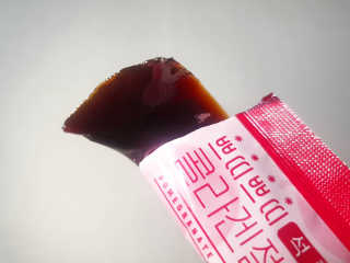 헬스업_쁘띠쁘띠석류콜라겐젤리_20g x 14포 — 5점을 준 리뷰어가 2020년 10월 올린 사용 사진