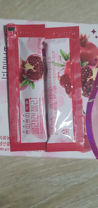 헬스업_쁘띠쁘띠석류콜라겐젤리_20g x 14포 — 5점을 준 리뷰어가 2020년 9월 올린 사용 사진