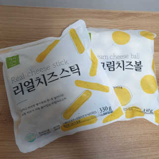 가치식탁 리얼치즈스틱, 리얼크림치즈볼 — 5점을 준 리뷰어가 2020년 8월 올린 사용 사진