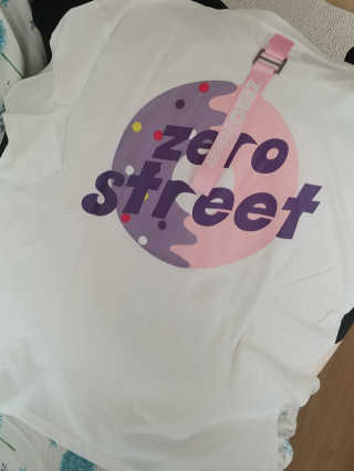 제로스트릿 ZERO STREET - BACK DONUT T-SHIRT 7 COLOR — 5점을 준 리뷰어가 2020년 7월 올린 사용 사진