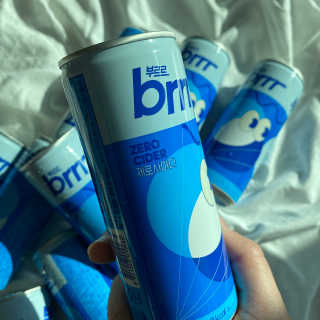 [칼로리 걱정 NO 제로칼로리 탄산음료]  부담없이 즐기는 부르르Brrr~~ 제로 사이다 — 5점을 준 리뷰어가 2020년 12월 올린 사용 사진