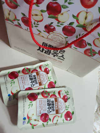 [가든농장]아람담은 사과주스 [가든농장] 아람담은 사과주스 120ml x 15포 — 5점을 준 리뷰어가 2020년 5월 올린 사용 사진