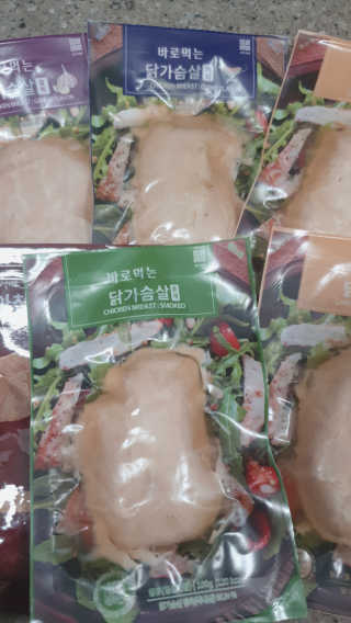 바로 먹는 아침 실온보관 닭가슴살 6종 — 5점을 준 리뷰어가 2020년 10월 올린 사용 사진