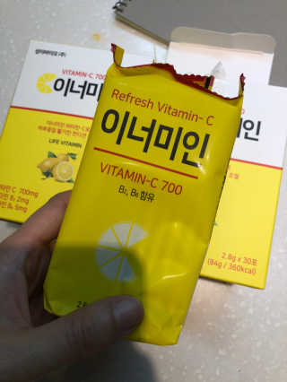 이너미인 VITAMIN-C 700 — 5점을 준 리뷰어가 2020년 10월 올린 사용 사진