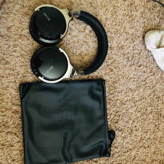 SEVIZ Bluetooth Headphones 10 3color — 1.5점을 준 리뷰어가 2020년 5월 올린 사용 사진
