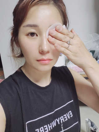 [후르디아] 블루베리 립앤아이 리무버 패드 4개 세트 — 5점을 준 리뷰어가 2020년 8월 올린 사용 사진