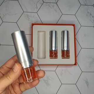 메디페르 [ 1+1 ] 루테인앰플세트 1개 + 루테인크림 50ml 1개 — 5점을 준 리뷰어가 2020년 9월 올린 사용 사진
