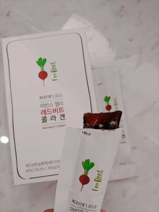 유유네이처 머빈스 젤리 레드비트 콜라겐 — 5점을 준 리뷰어가 2020년 6월 올린 사용 사진