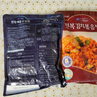 바다는다웰빙이다 전복해물볶음밥/전복김치볶음밥 250g-4봉지 — 3점을 준 리뷰어가 2020년 10월 올린 사용 사진