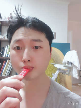 서울약사신협_투데이홍삼정_틴케이스_10g x 30포 — 5점을 준 리뷰어가 2020년 7월 올린 사용 사진