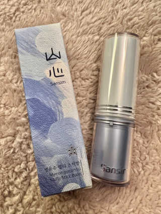 산심 명연수 멀티 스틱 밤 0.38oz 수분 스틱 집중 주름 케어 — 5점을 준 리뷰어가 2023년 5월 올린 사용 사진