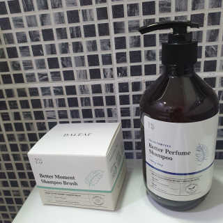 달리프 베러 퍼퓸 샴푸 1000ml 레이니데이 or 일랑로즈 — 3점을 준 리뷰어가 2020년 4월 올린 사용 사진