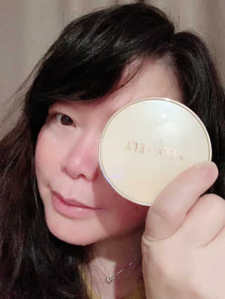 VELY VELY 아우라 허니 글로우 쿠션 — 5점을 준 리뷰어가 2020년 4월 올린 사용 사진