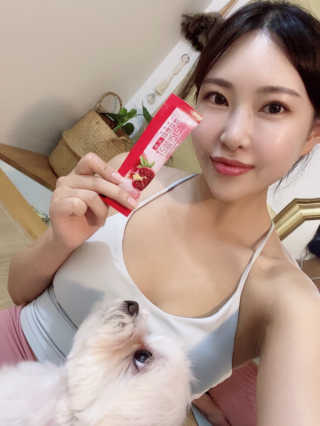 헬스업_쁘띠쁘띠석류콜라겐젤리_20g x 14포 — 4.5점을 준 리뷰어가 2020년 11월 올린 사용 사진