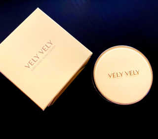 VELY VELY 아우라 허니 글로우 쿠션 — 5점을 준 리뷰어가 2020년 4월 올린 사용 사진