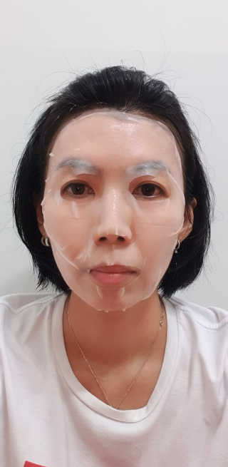 트리티스 [Treatis] Facial Sheet Mask — 5점을 준 리뷰어가 2021년 1월 올린 사용 사진