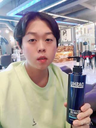 다슈코리아 다슈 데일리 단백질 한방 두피 골드 샴푸 500ml — 5점을 준 리뷰어가 2020년 12월 올린 사용 사진