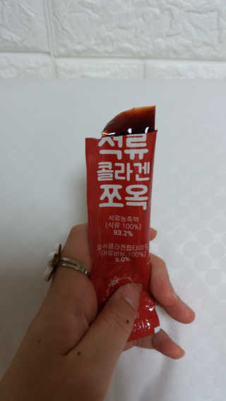 조은약초 석류콜라겐 석류즙 석류쪼옥 젤리 스틱 15포 x 20g — 5점을 준 리뷰어가 2020년 7월 올린 사용 사진