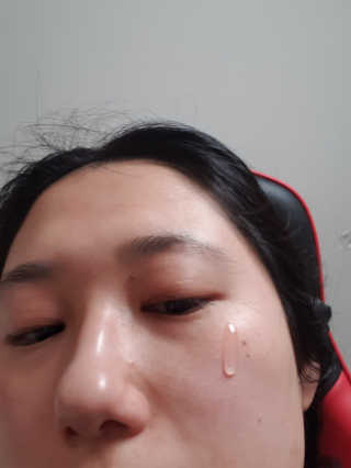 [스킨큐어] 산다화 비타민C 화이트닝 에센스 30ml — 4점을 준 리뷰어가 2020년 4월 올린 사용 사진