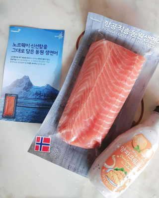 동원산업 항공직송 동원생연어_400g — 4.5점을 준 리뷰어가 2020년 4월 올린 사용 사진