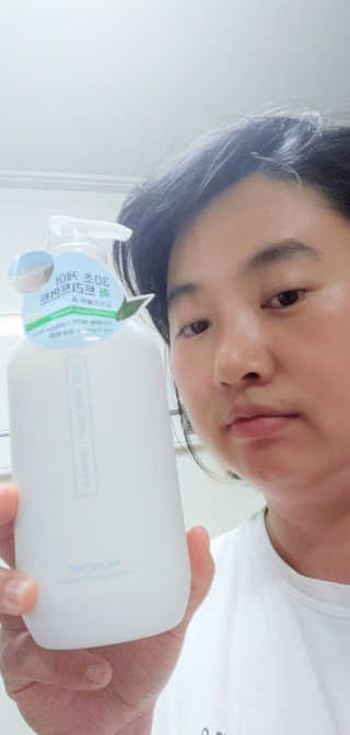 멈칫 향기좋은 약산성 샴푸, 단백질 퀵트리트먼트 택1 — 5점을 준 리뷰어가 2020년 6월 올린 사용 사진