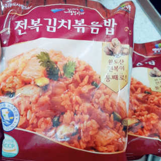 바다는다웰빙이다 전복해물볶음밥/전복김치볶음밥 250g-4봉지 — 4점을 준 리뷰어가 2020년 9월 올린 사용 사진
