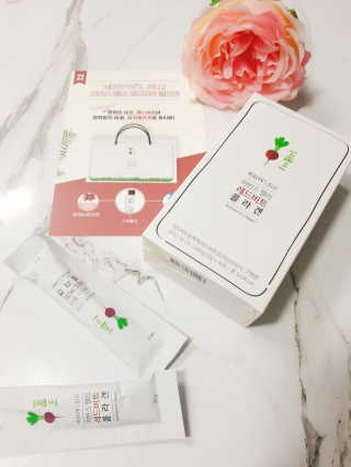 유유네이처 머빈스 젤리 레드비트 콜라겐 — 5점을 준 리뷰어가 2020년 6월 올린 사용 사진