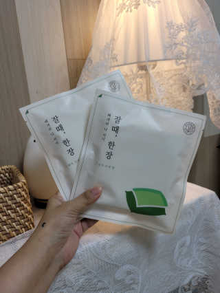 휴고링 언제 어디서나 깨끗한 베개-잘때한장 위생 베개시트 5매 — 4점을 준 리뷰어가 2020년 9월 올린 사용 사진