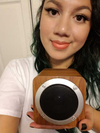SEVIZ MINI10W 레트로 블루투스 스피커 — 5점을 준 리뷰어가 2020년 8월 올린 사용 사진