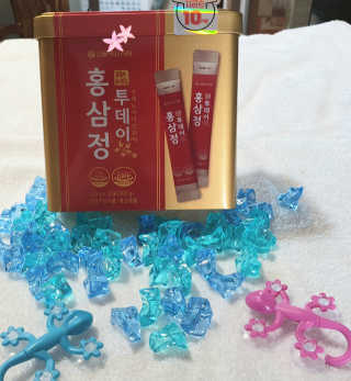 서울약사신협_투데이홍삼정_틴케이스_10g x 30포 — 5점을 준 리뷰어가 2020년 7월 올린 사용 사진