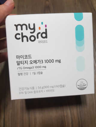 JW중외제약 마이코드 알티지 오메가3 1000 mg — 5점을 준 리뷰어가 2020년 7월 올린 사용 사진