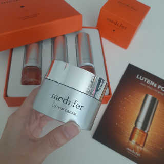 메디페르 [ 1+1 ] 루테인앰플세트 1개 + 루테인크림 50ml 1개 — 5점을 준 리뷰어가 2020년 11월 올린 사용 사진