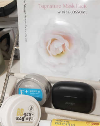 ChelseaLearnsMakeup님이 올린 리뷰 사진 3