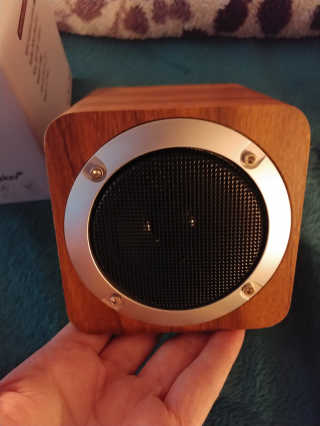 SEVIZ MINI10W 레트로 블루투스 스피커 — 5점을 준 리뷰어가 2020년 7월 올린 사용 사진