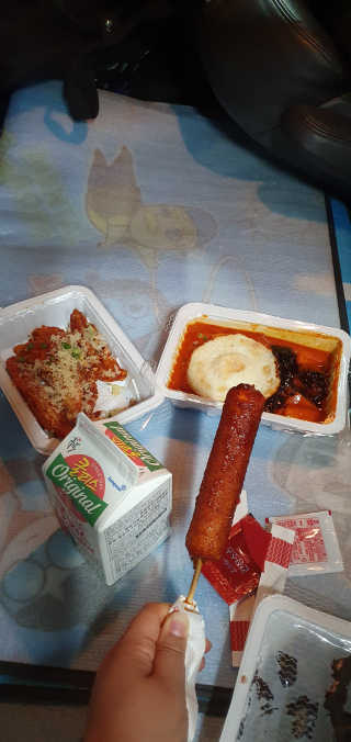 죠스떡볶이 [죠스푸드] 짜빠떡볶이+떡또그+범벅만두 신메뉴 3종 — 4점을 준 리뷰어가 2020년 4월 올린 사용 사진