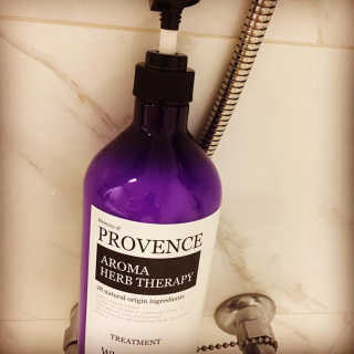 프로방스 화이트머스 퍼퓸 트리트먼트 1000ml — 5점을 준 리뷰어가 2020년 9월 올린 사용 사진