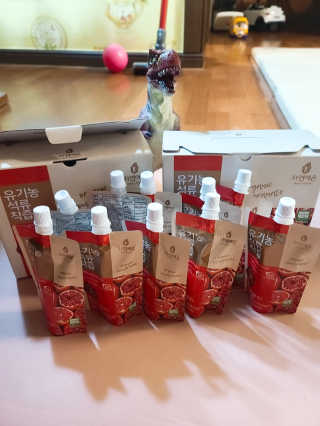 자연에온 유기농 석류 착즙 100mL 10개입 2BOX — 5점을 준 리뷰어가 2020년 11월 올린 사용 사진