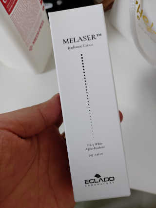 ECLADO 에끌라두 멜라이져 레디언스 크림 — 4점을 준 리뷰어가 2020년 10월 올린 사용 사진
