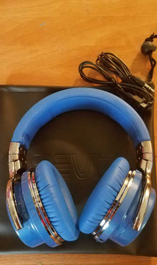 SEVIZ Bluetooth Headphones 10 3color — 5점을 준 리뷰어가 2020년 9월 올린 사용 사진