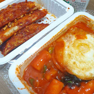 죠스떡볶이 [죠스푸드] 짜빠떡볶이+떡또그+범벅만두 신메뉴 3종 — 5점을 준 리뷰어가 2020년 4월 올린 사용 사진
