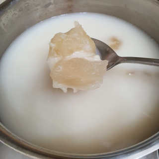 한촌몰 설렁탕집 가마솥 도가니탕 350g x 2팩 — 5점을 준 리뷰어가 2020년 8월 올린 사용 사진