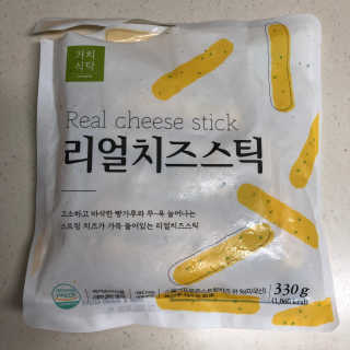 가치식탁 리얼치즈스틱, 리얼크림치즈볼 — 5점을 준 리뷰어가 2020년 8월 올린 사용 사진