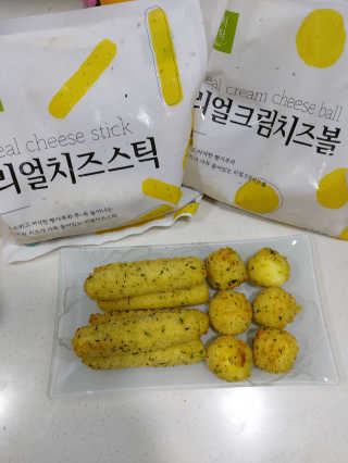 가치식탁 리얼치즈스틱, 리얼크림치즈볼 — 5점을 준 리뷰어가 2020년 6월 올린 사용 사진