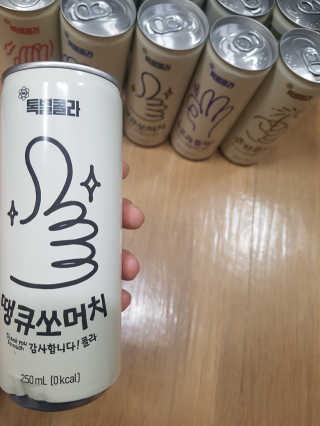 일화 No 슈가0Kcal 스테비아 톡별콜라 콤보팩 250mlX30 캔 — 4점을 준 리뷰어가 2020년 7월 올린 사용 사진