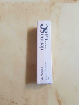 derma SC-Gel 더마에스씨 겔 20g — 4점을 준 리뷰어가 2020년 4월 올린 사용 사진